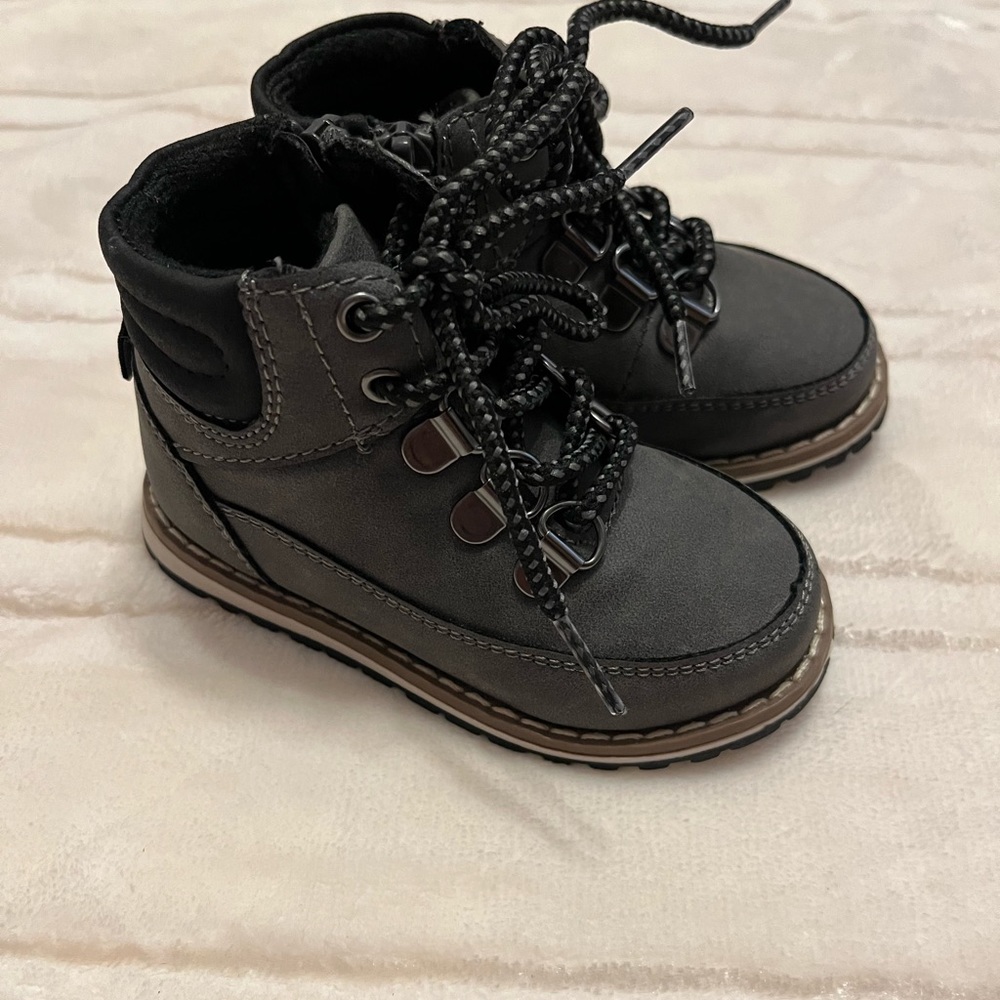 Children’s Place infant boots